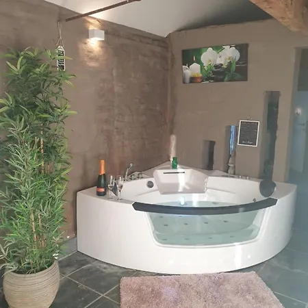 Bed & Breakfast Authentic Wellnesshoeve Hansbeke